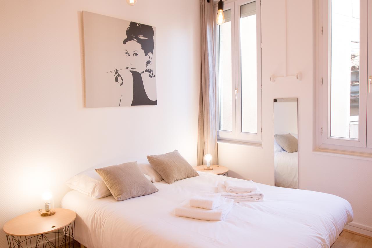 Apartament Le Poete By Cocoonr Tuluza Zewnętrze zdjęcie